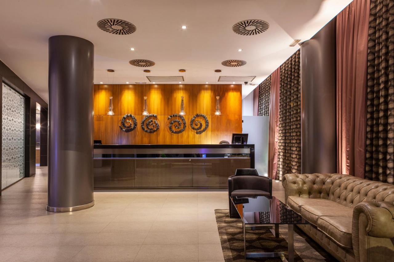 Porcel Torneo Hotel Sevilla Kültér fotó